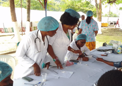 campagne médicales par l'association chrétien le gré de blé